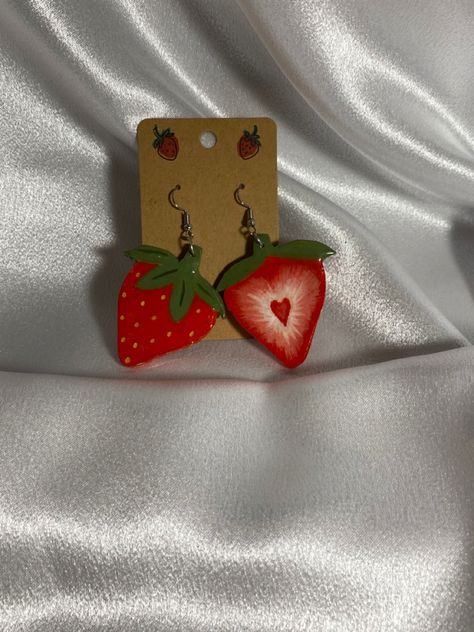 Painted Polymer Clay Earrings, Diy Tiktok, Painted Polymer Clay, Strawberry Earrings, Weird Jewelry, Tanah Liat, Funky Earrings, Cute Polymer Clay, Clay Jewelry Diy