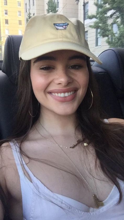 Barbara "Barbie" Ferreira Barbara Ferreira, Barbie Ferreira, Character Inspiration, Persona, Baseball Hats, Human, Hair