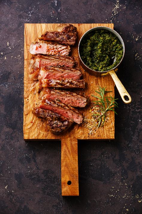 How to Cook a Sirloin Steak - Verde Farms Barbecue Appetizers, Native American Fry Bread, Italian Salsa, Boneless Ribeye Steak, Grilled Ribeye Steak, Argentina Food, Argentinian Food, Grilled Ribeye, Chimichurri Recipe