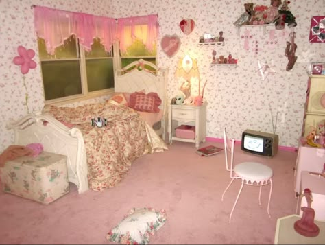 𝒟𝑜𝒿𝒶 𝒞𝒶𝓉~ 𝒜𝑔𝑜𝓇𝒶 𝒽𝒾𝓁𝓁𝓈 𝓂𝓋 Japanese Vibe, Movie Bedroom, Pretty Bedrooms, 90s Interior, Cat Bedroom, Teenage Room, Pretty Bedroom, Cute Room Ideas, Pretty Room