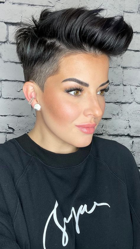 melanie.astill on Instagram: It’s good day to have a good day friends! ✌🏼 ♥️ . . . #momhair #lowmaintenancehair #easyhair #pompadour #hairqueen #effyourbeautystandards Melanie Astill Hair, Mommy Hair, Victoria Secret Perfume Body Spray, Mommy Hairstyles, Funky Short Hair, Short Hair Pixie Cuts, Perfume Body Spray, Faded Hair, Hair Pixie