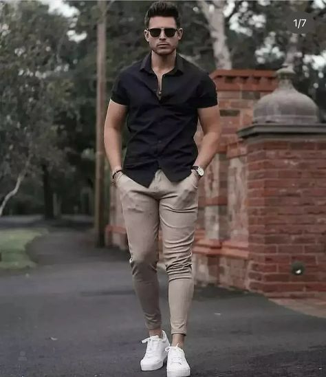 Mens Smart Casual Outfits, Pants Outfit Men, Formal Men Outfit, Trendy Mens Fashion, Smart Casual Men, Men Fashion Casual Shirts, Men With Street Style, Denim Shirt Men, Mens Casual Dress Outfits