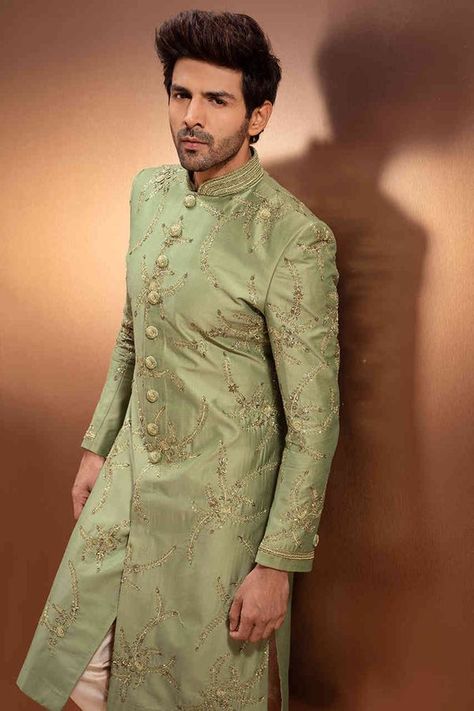 Best Colours We Spotted For Grooms in 2020! Indian Groom Dress, Best Indian Wedding Dresses, Sherwani For Men Wedding, Boys Kurta Design, Wedding Kurta For Men, Groom Dress Men, Indian Groom Wear, Wedding Dresses Men Indian, Sherwani Groom