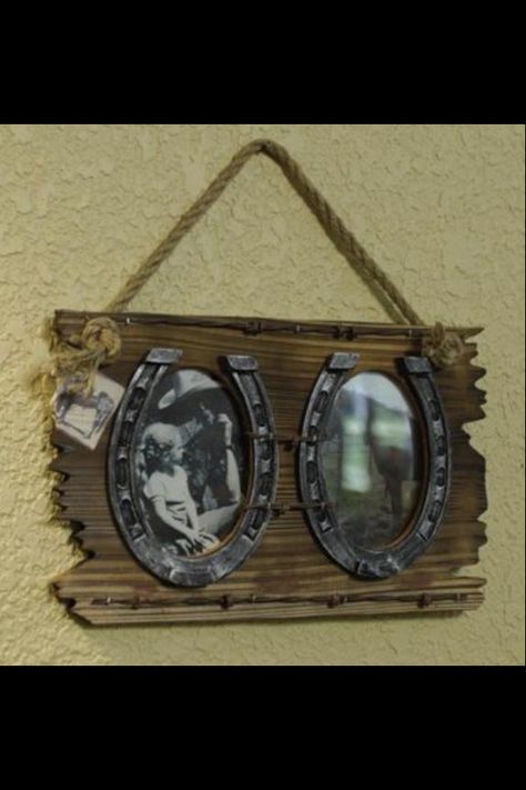 Picture Frame Diy, Horseshoe Crafts Projects, Horseshoe Projects, Horse Supplements, Western Crafts, Horseshoe Decor, Horseshoe Crafts, Frame Diy, Rustic Crafts