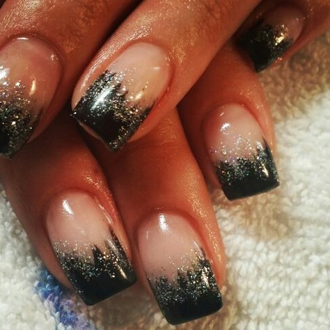 Black And Silver Dip Nails, Black Ombre Nails Glitter, Bridesmaid Nails Acrylic, Black Glitter French Tip Nails, Black And Silver Nails Ideas, Dip Designs, Black Nail Tips, French Fade Nails, Black Toe Nails