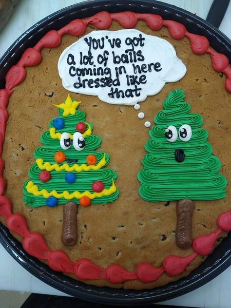 Christmas Cookie Cake Ideas, Christmas Cookie Cake Decorating Ideas, Cookie Cake Ideas Decorated, Christmas Cookie Cake Design, Christmas Cookie Cakes, Holiday Cakes Christmas, Christmas Cupcake Cake, Christmas Cookie Cake, Christmas Cookie Recipes Holiday