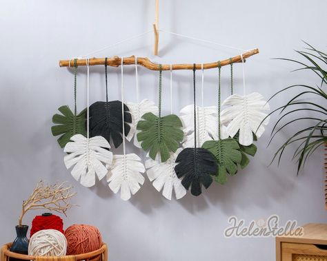 Biophilic Room, Leaf Macrame, Macrame Leaves, Macrame Wall Hanging Decor, Macrame Feather Wall Hanging, Macrame Wall Hangings, Feather Wall Hanging, Boho Painting, Wall Hanging Macrame