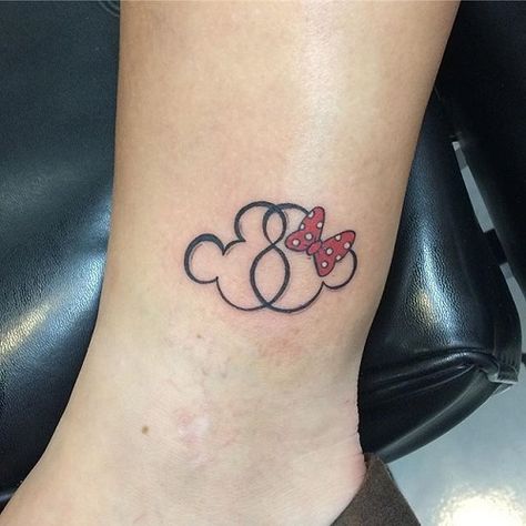 Tiny Disney Tattoo, Cute Disney Tattoos, Mickey And Minnie Tattoos, Minnie Tattoo, Mickey Tattoo, Mickey Mouse Tattoo, Snoopy Tattoo, Tattoo Disney, Mouse Tattoos