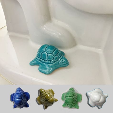 Cartoon Sea Turtle, Turtle Bathroom Decor, Sea Turtle Bathroom, Turtle Bathroom, Mermaid Bathroom, Beach House Interior Design, Turtle Decor, Beach Bathroom Decor, Beachy Decor