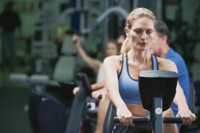 The Best Recumbent Bike Workout for Weight Loss Stationary Bike Workout, Bike Workout, Bike Exercise, Walking Workout, Recumbent Bike Workout, Hiit Program, Recumbent Bike, Build Muscle Mass, Cardio Equipment