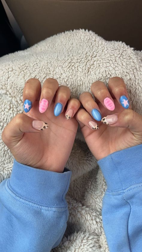 Bluey Themed Nails, Bluey Nail Design, Bluey Nail Ideas, Nail Idea, Fall Nail Colors, Nails Nails, Nail Design, Cute Nails, Nail Ideas