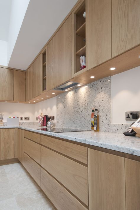 Contemporary Oak Kitchen, Modern Oak Kitchen, River White Granite, Solid Oak Doors, Handleless Kitchen, Walnut Kitchen, Fabulous Kitchens, White Granite, Oak Kitchen