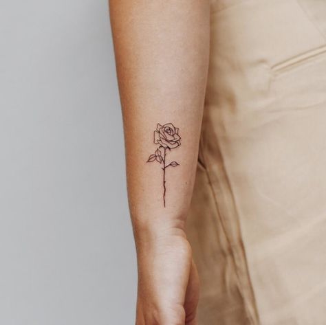 Rose Tattoo With Letter Stem, A Rose Tattoo, Rose Tattoos For Women, Small Rose Tattoo, Stylish Tattoo, Dainty Tattoos, Tattoos For Daughters, Friend Tattoos, Small Rose