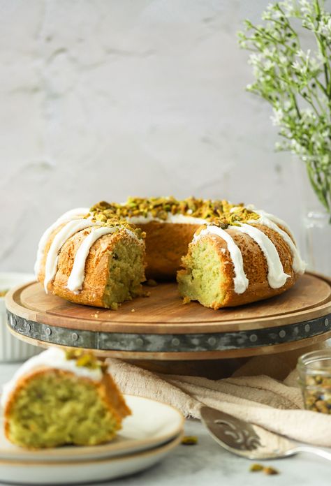 Pistachio Cake Recipe From Scratch, Gluten Free Pistachio, Gluten Free Bundt Cake, Pistachio Pudding Cake, Pistachio Cake Recipe, Pistachio Dessert, Pistachio Pudding, Pistachio Cake, Gluten Free Bakery