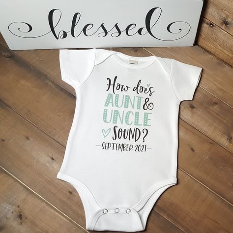 Aunt Uncle Pregnancy Announcement, Pregnancy Announcement To Aunt And Uncle, Pregnancy Reveal To Husband First, First Time Pregnancy Announcement Ideas, Pregnancy Announcement To Aunt, Aunt And Uncle Pregnancy Announcement, Aunt Baby Announcement, Auntie Pregnancy Announcement, Baby Announcement Gifts