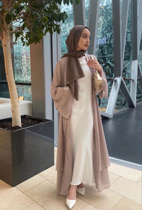 Outfits For The Summer, Hijabi Summer Outfits, Hijabi Fashion Summer, Modest Outfits Muslim, Hijab Fashion Summer, Hijabista Fashion, Estilo Hijab, Stile Hijab, Cute Modest Outfits