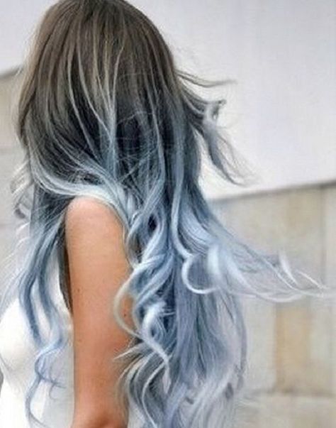 Copper to platinum ombre. A rather cool colored hair color combination as it gives the illusion of your hair being dipped in a snow blizzard. Trendy We Fryzurach, Bold Hair Color, Ombre Hair Color, Pastel Hair, Dye My Hair, Cool Hair, Hair Colours, Colored Hair, Grunge Hair