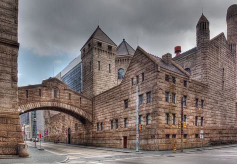 Old Allegheny County Jail w Bridge of Sighs connecting it to the Courthouse. Designed By HH Richardson in his signature Romanesque Revival style. Allegheny County, Most Haunted Places, Mount Washington, Scary Places, County Jail, Most Haunted, Haunted Places, Ghost Stories, Pittsburgh Pa