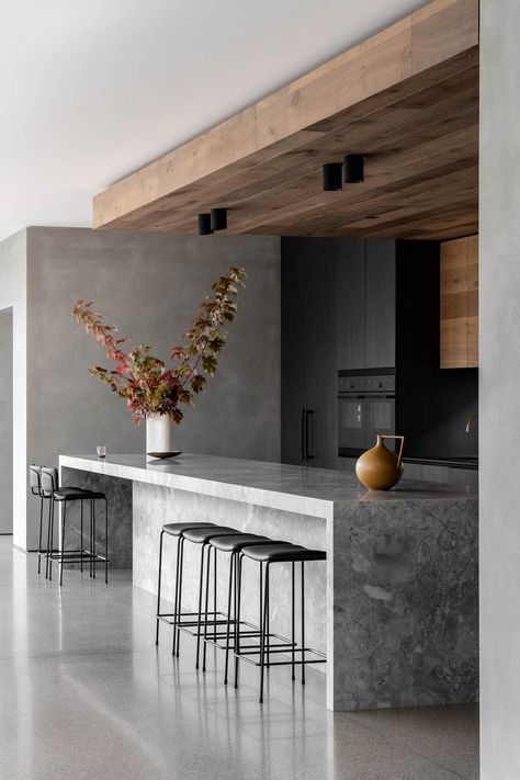 Concrete Interior Design, Bulthaup Kitchen, Model Dapur, Concrete Interiors, Australian Interior Design, Modern Kitchen Island, Interior Minimalista, House Design Kitchen, Kitchen Room Design