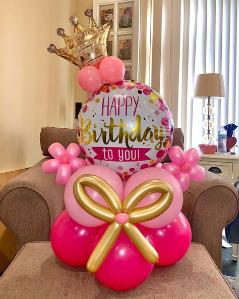 Diy Happy Birthday Decorations, Birthday Bouquet Balloons, Pink Ballon Arrangement Birthday, Pink Balloon Arrangements, Bouquet Balloons Ideas, Small Birthday Balloon Bouquet, Sweet 16 Balloon Bouquet, Birthday Ballons Bouquets, Barbie Balloon Bouquet