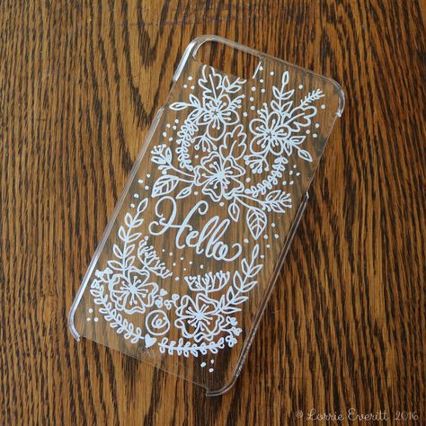 personalize your clear phone case using oil based sharpie markers | Lorrie Everitt Studio Sharpie Phone Cases, Clear Phone Case Ideas, Oil Based Sharpie, Phone Case Ideas, Sharpie Colors, Sharpie Paint Pens, Valentine Diy, Sharpie Crafts, Diy Sharpie