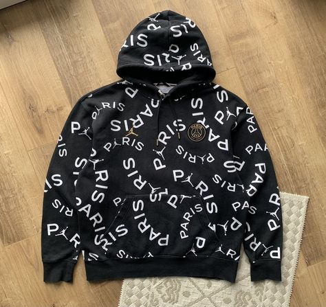 Nike Jordan Paris Saint Germain PSG Print Hoodie Psg Kit, Tech Wear, Streetwear Mens, Men's Tops, Paris Saint, Paris Saint-germain, Saint Germain, Print Hoodie, Nike Jordan