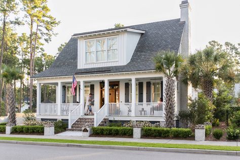 Low Country Homes, Southern Architecture, Adaptive Design, South Carolina Homes, Timeless Architecture, Southern Lifestyle, Southern Homes, Casa Exterior, Coastal Town