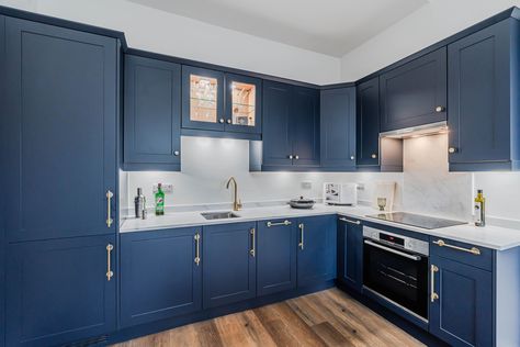 Dive into style with the trendy kitchen duo: navy and white! 🔵⚪ This customer has added a touch of glamour to the mix with stunning gold accessories for that extra pop of elegance. #navyandwhitekitchen #goldacessories #kitchen #kitcheninspo #kitcheninspiration #kitchenre-model #luxurykitchen #kitchensuk #home #homedecor #homerenovation #interiordesign #cooking #AshleyAnn Navy And White Kitchen, Gold Kitchen Accessories, Ashley Ann, Contracting Company, Gold Kitchen, Blue Kitchen, Uk Kitchen, Kitchen Inspo, Trendy Kitchen