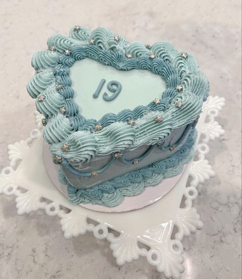 birthday cake, heart cake, tiktok heart cake, cake, baker, baking, inspo, aesthetic, 19 14th Birthday Cake Heart, Heart 18th Birthday Cake, Bday Cakes Aesthetic Blue, Blue 19th Birthday Cake, Blue Heart Cake Aesthetic, Blue Vintage Cake Aesthetic, Teal Heart Cake, Fancy Heart Cake, Coastal Cowgirl Birthday Cake