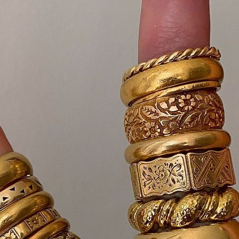 • C H E L S E A G I R L • on Instagram: "#mayisgoldmonth and appropriately, all I seem to care about these days are plain gold bands. OK, maybe some are not so plain. I like them antique, weighty, rich in color and patina-ed. These are all #personalcollection but I always sell tons of antique gold bands over at @talesfromthejunkpile thanks @gemgossip for hosting!" Things I Like, Gold Jewelry Antique, Real Gold Rings, Gold Antique Ring, Antique Stuff, Antique Gold Rings, Antique Accessories, Unique Gold Rings, Dope Jewelry Accessories