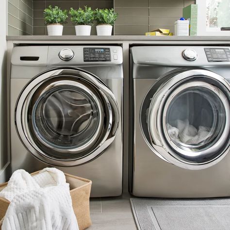 How to Clean a Washing Machine - This Old House Clean A Washing Machine, Washing Machine Cleaner, Clean Washing Machine, This Old House, Laundry Appliances, Vinegar And Water, Clean Machine, House And Home Magazine, Diy Cleaning Products