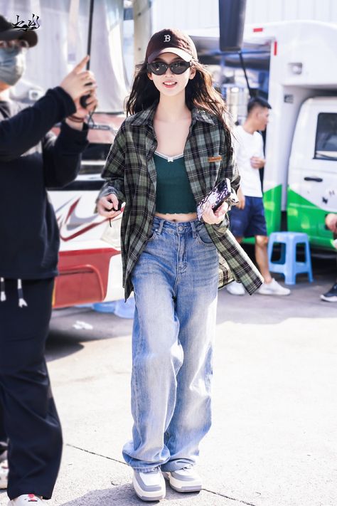 Zhang Miao Yi, Zhang Miaoyi, Casual Outfits, Actresses, Quick Saves