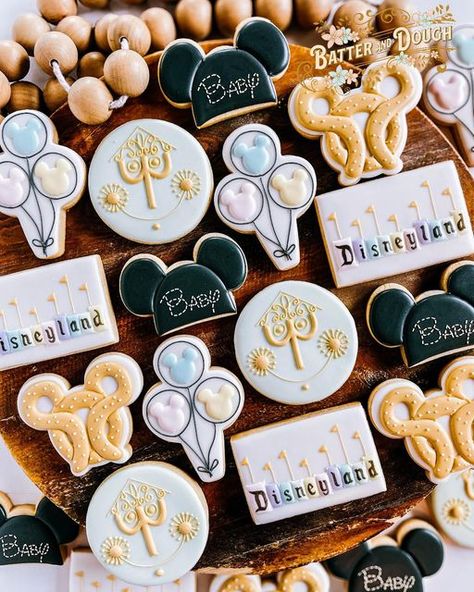 Megan Kelley on Instagram: "Vintage Disney cookies are now my favorite 🤍🤍🤍  #disneycookies #disneylandcookies #disneyland #cookiesofinstagram #cookiesofidaho #idahocookier #decoratedcookies #batteranddough" Disneyland Gender Reveal Ideas, Vintage Disneyland Cookies, Vintage Disney First Birthday, Disneyland Vintage Party, Vintage Disney Baby Shower Theme, Vintage Disney Cookies, Classic Disney Baby Shower Ideas, Disney World Cookies, Disneyland Cookies Decorated