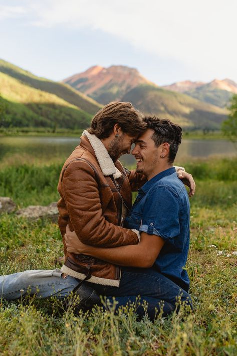 Gay Cowboy Aesthetic San Juan Mountains Colorado, Gay Wedding Photos, Gay Cowboy, Mountains Colorado, Hugs And Cuddles, Cowboy Aesthetic, Cowboys Men, San Juan Mountains, Couple Poses Reference