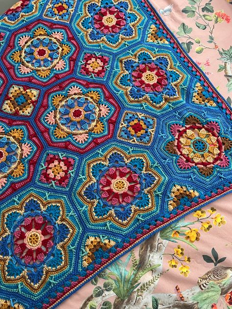 MARRAKESH PERSIAN TILES - Janie Crow Crochet Persian Tiles, Persian Tiles Blanket, Janie Crow, Jane Crowfoot, Stunning Gardens, Persian Tiles, Free Yarn, Crochet Blanket Designs, Crochet Inspo