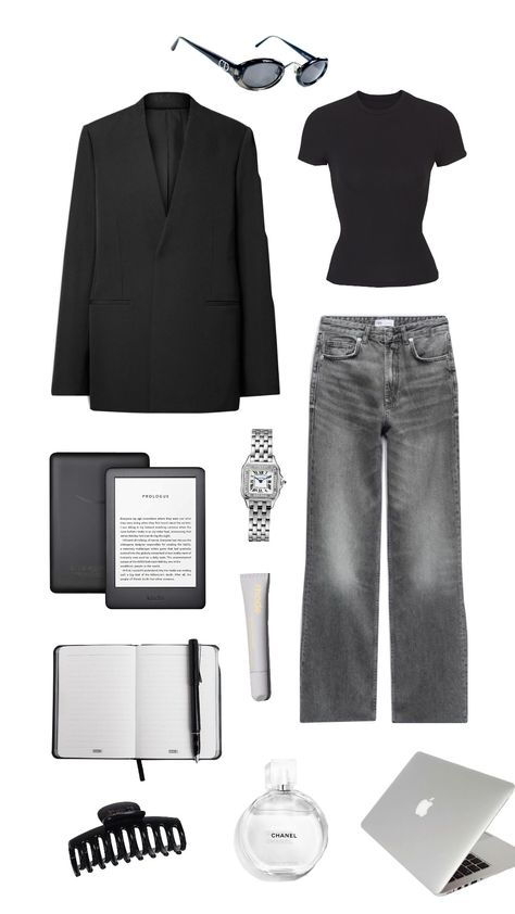 cloudy uni day #aesthetic #university #study #outfit #book #wishlist Cloudy Day Outfit, Cloudy Day Outfits, Aesthetic University, Study Outfit, Uni Style, University Outfit, Me Aesthetic, Day Aesthetic, Book Wishlist