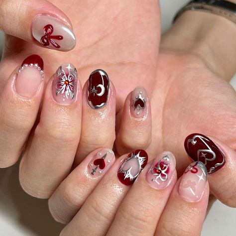 we love a good burgundy⋆𐙚₊˚⊹♡ | Instagram Nail Education, Band Nails, Fake Nails Designs, Red Nail Art, Hippie Nails, Punk Nails, Edgy Nails, Grunge Nails, Casual Nails