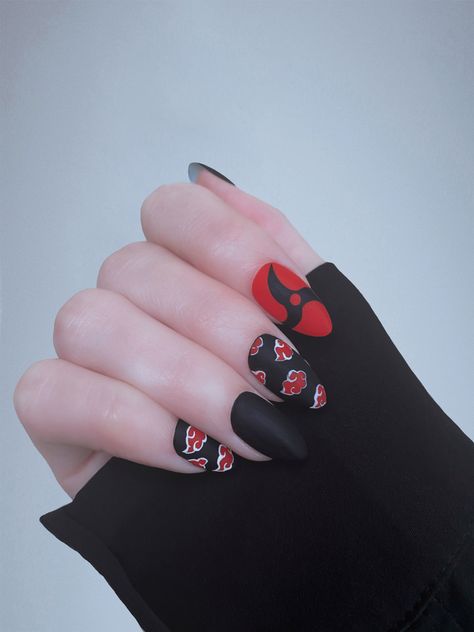 Akatsuki Nails, Itachi Uchiha Akatsuki, Naruto Nails, Vogue Nails, Witch Nails, Asian Nails, Anime Nails, Gel Nails Diy, Nail Polish Art