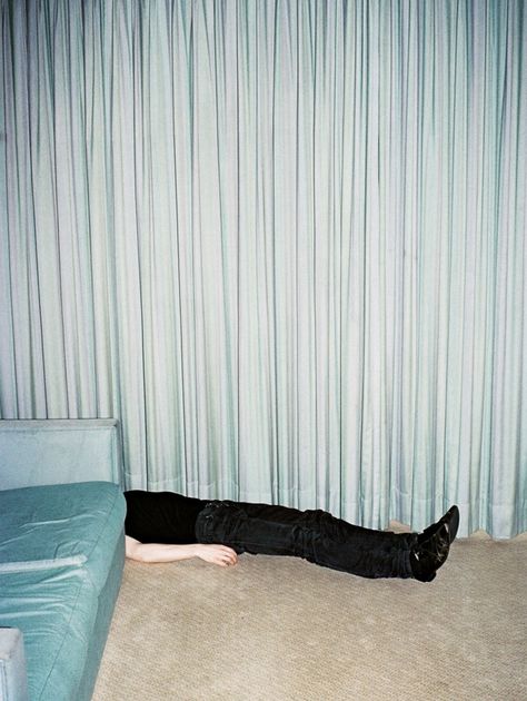 Maarten Nauw by Isolde Woudstra taken from Dazed Digital Hipster Cafe, Laying On The Floor, Interior Room Decoration, Human Sculpture, Social Trends, Human Nature, 인물 사진, Single Image, On The Floor