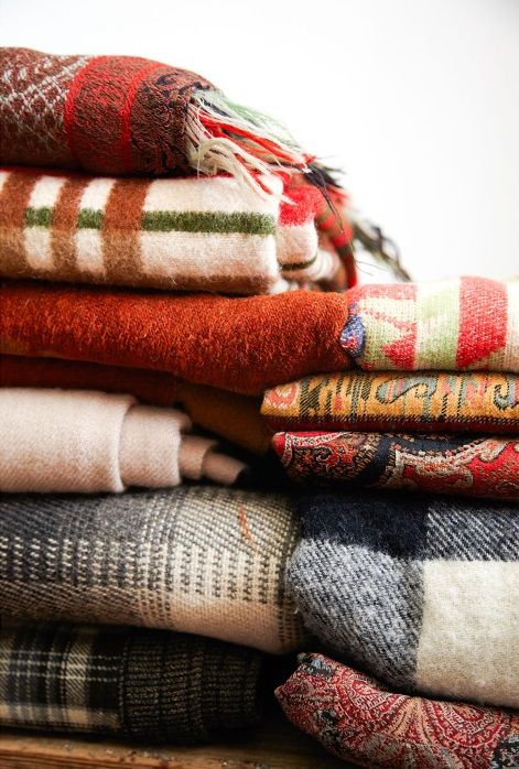 Interior Cabin Ideas, Wool Throw Blanket, Fall Spices, Wool Throw, Winter Wonder, Cozy Place, Fabulous Fabrics, Linen Closet, Warm Blankets