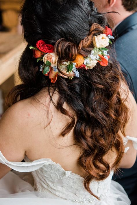 Crown Tattoos, Crown Drawing, Bridal Flower Crown, Boda Mexicana, Bridal Accessory, Flowers In Her Hair, Crown Tattoo, Bridal Hair Flowers, Flower Crown Wedding