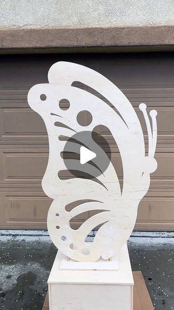 Diy Large Butterfly Decorations, Butterfly Props, Butterfly Wood Backdrop, Butterfly Cnc Design, Butterfly Backdrop, Wooden Backdrop, Wooden Butterfly, Wooden Backdrops, Wood Butterfly