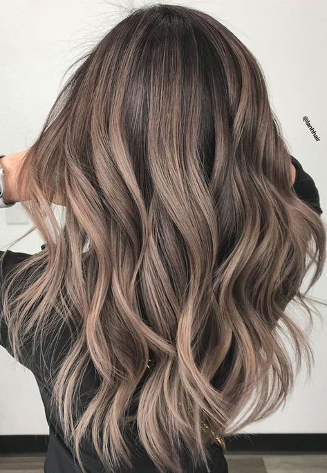 Best Hair Colour, Highlights Brown Hair Balayage, Hair Colour Trends, Mushroom Hair, Mushroom Brown, Brown Hair Inspo, Brunette Hair With Highlights, Colour Trends, Brown Hair Balayage