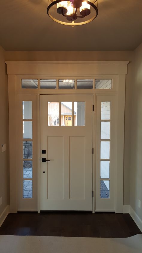 This is an upgrade like PM75.  Wood transom, the glass has no bevel.  Your door and sidelights have beveled glass. Craftsman Style Trim, Craftsman Front Doors, Interior Front Door, Front Door Trim, Front Door Interior, Craftsman Interior, Farmhouse Doors, Door Casing, Cottage Exterior