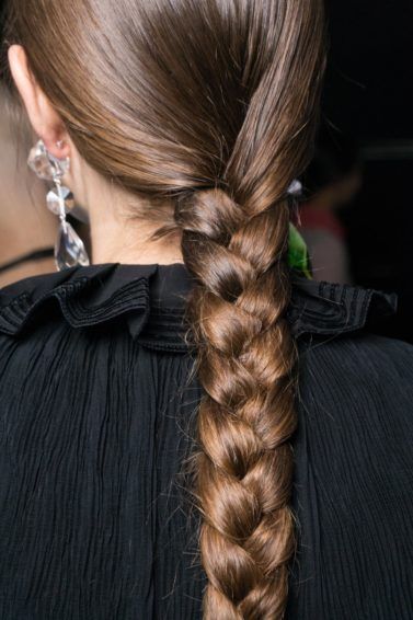 Three Strand Braid, Braided Hairstyles For Long Hair, Natural Brown Hair, Nyfw Runway, Single Braid, Plaits Hairstyles, Strand Braid, Braid Tutorial, Long Brown Hair