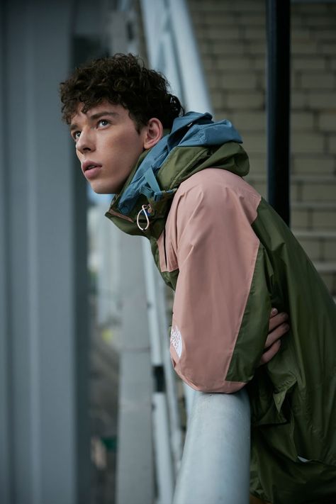 The North Face Urban Exploration SS22 "Urban Traverse" | Hypebeast Asian Store, Khaki Trench, Khaki Trench Coat, Fishtail Parka, Fashion Street Style, Street Style Fashion, Urban Exploration, Outdoor Men, Outdoor Wear