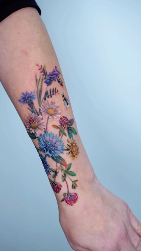 Nonlee (@non_lee_ink) • Instagram photos and videos Floral Arm Tattoo Color, Color Tatoos, Colourful Tattoo, Ankle Tattoo Ideas, Botanical Tattoos, 2023 Tattoo, Colour Tattoo For Women, Minimal Tattoo Design, Ankle Tattoos