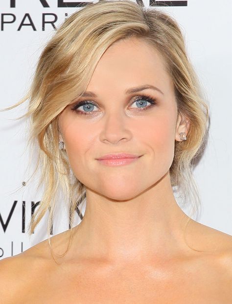 makeup perfection! Reese Witherspoon- Makeup Blue Eyes Blonde Hair, Blonde Hair Blue Eyes Makeup, Makeup Blue Eyes, Blue Eyes Blonde Hair, Blue Eyes Blonde, Wedding Hairstyles And Makeup, Makeup For Blondes, Celebrity Hair, Braut Make-up