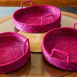 Sabai Grass Tray Set Sabai Grass Products, Return Gifts Indian, Jute Products, Boho Baskets, Aesthetic Building, Sac Tote Bag, Blue Slime, Indian Handicrafts, Rural India