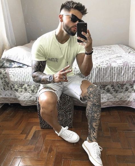 Mens Suit Style, Muster Tattoos, Mens Summer Outfits, Leg Tattoo Men, Leg Sleeve Tattoo, Mens Fashion Wear, Calf Tattoo, Lifestyle Motivation, Mens Fashion Blog